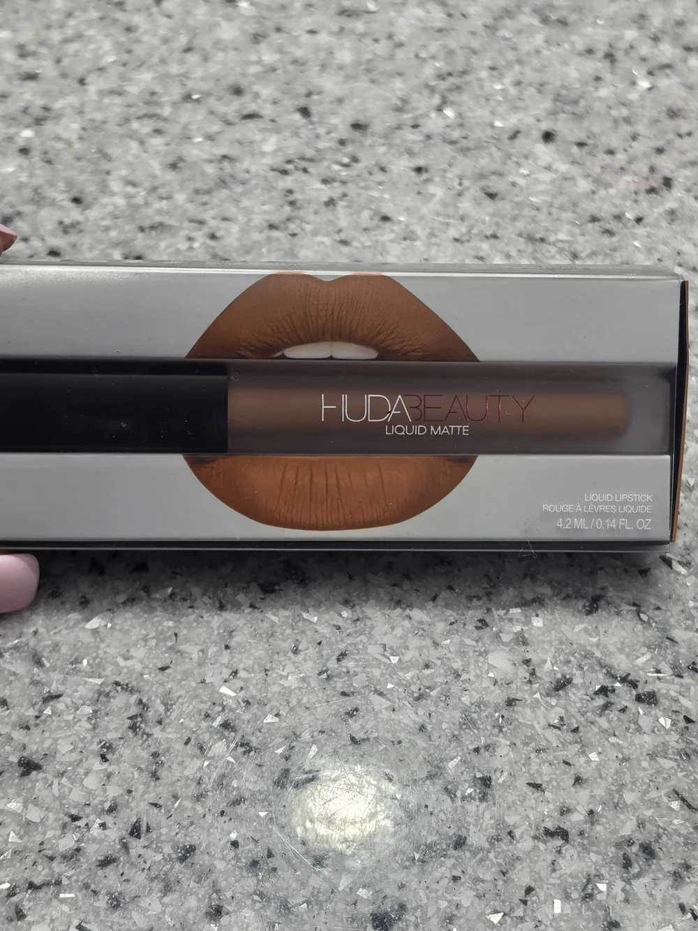 HUDA BEAUTY Liquid Matte Ultra-Comfort Lipstick — Sugar BOO